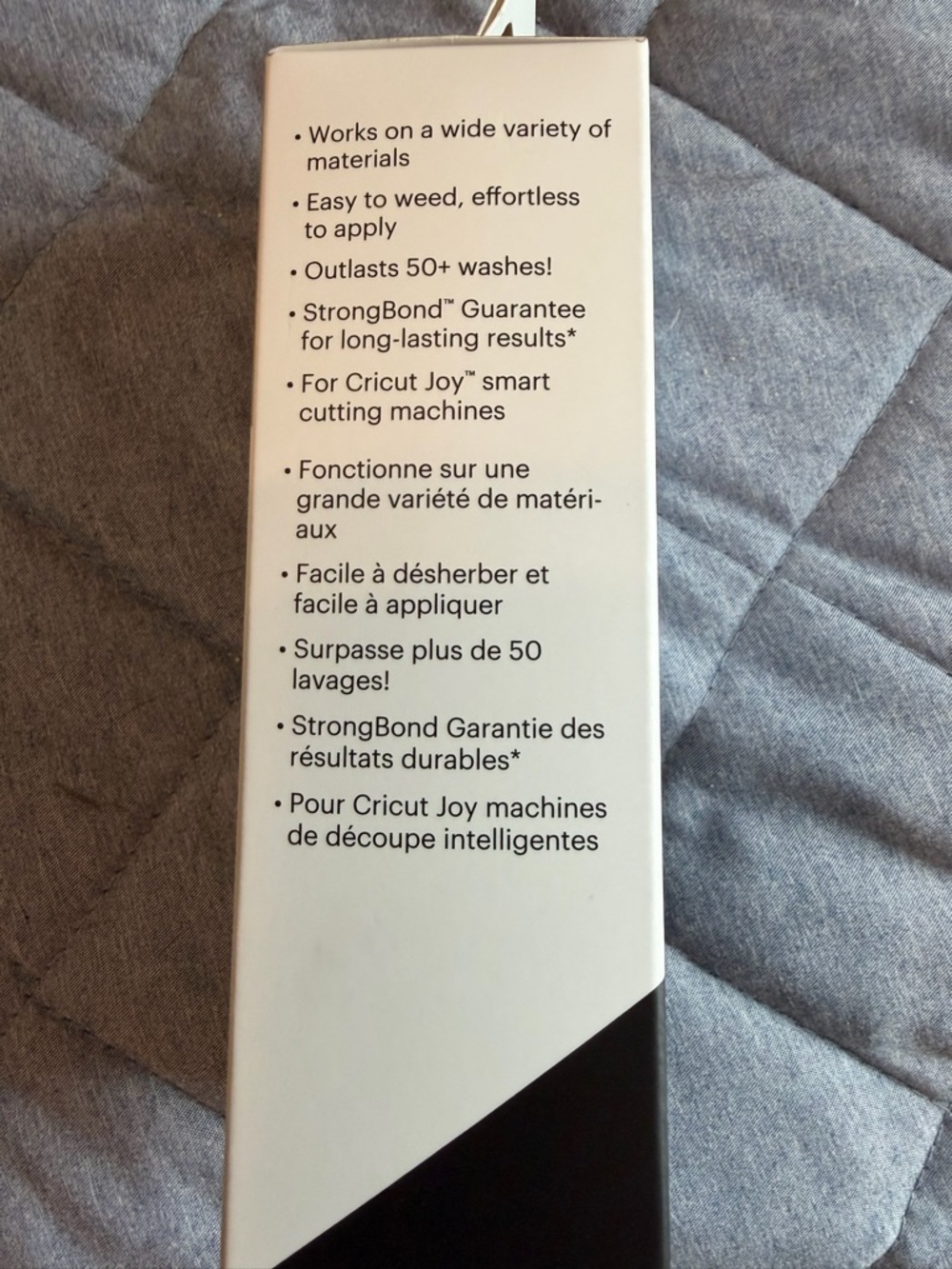 Cricut Joy Smart Iron-On Vinyl Black and White Pack - Picture 4 of 4